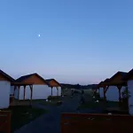 Zakatek Baltyku - Nad Morzem I Jeziorem Lodge