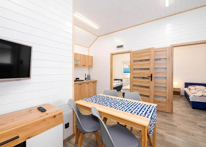 Zakatek Baltyku - Nad Morzem I Jeziorem Jarosławiec